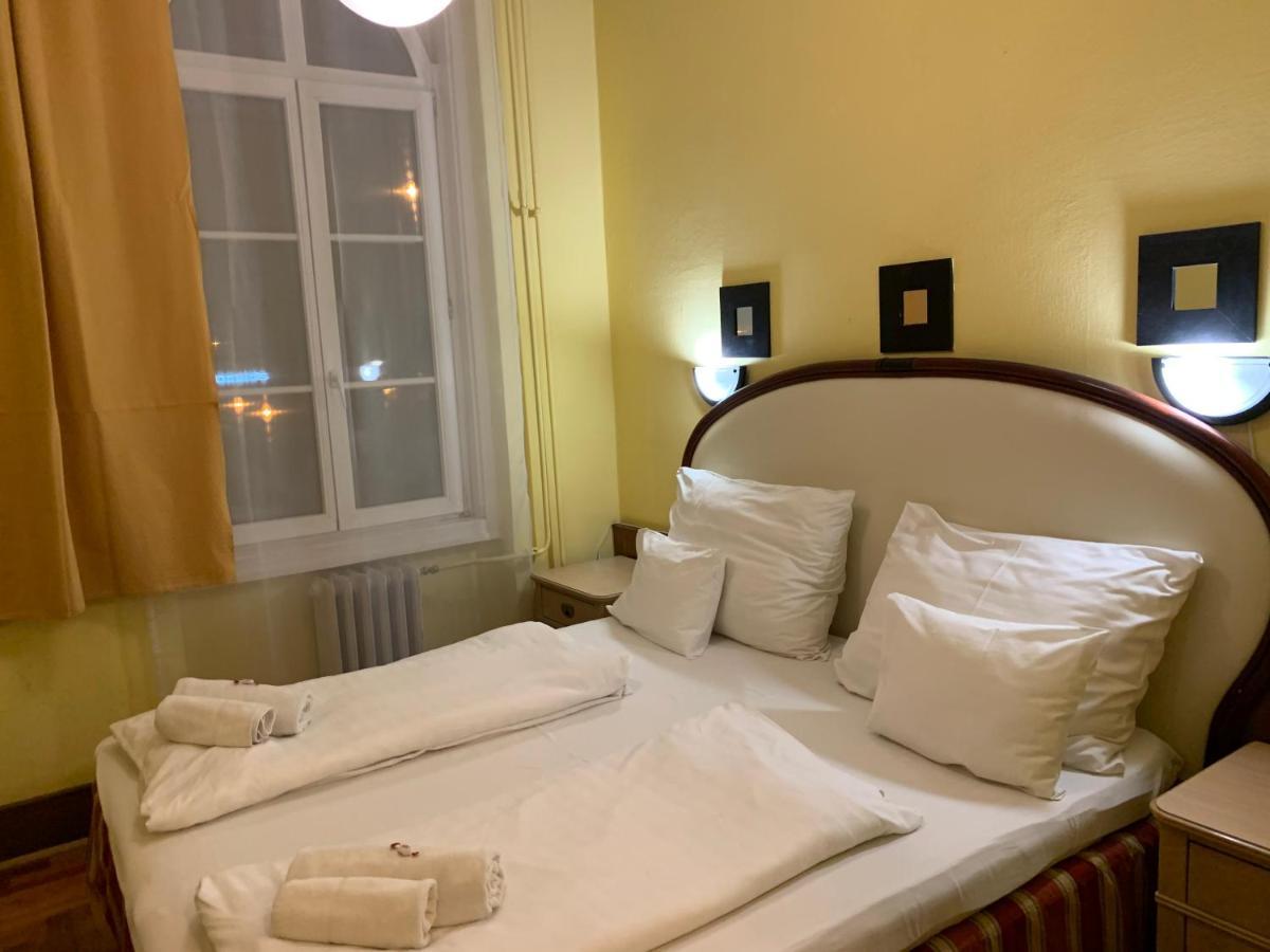 Hotel Omnibusz Budapest Exterior foto